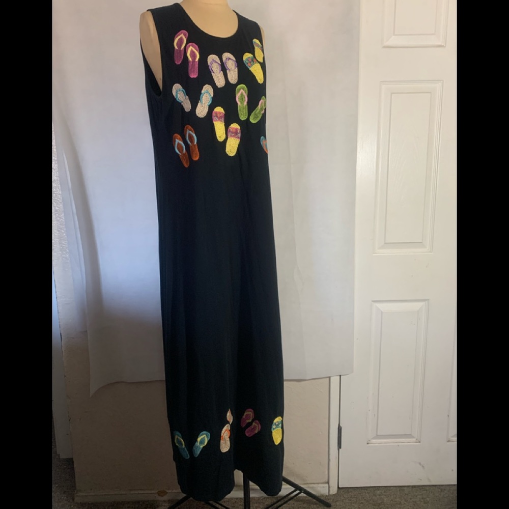 Michael Simon Flip Flop Sandal Black Embroidered Maxi Dress Size Large.